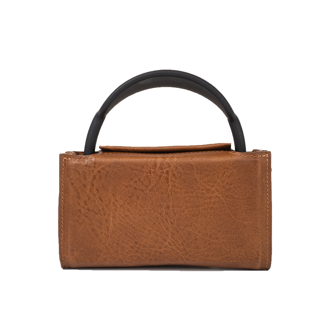 Full-Grain Leather Case for AirPods Max - The Minimalist 3.0